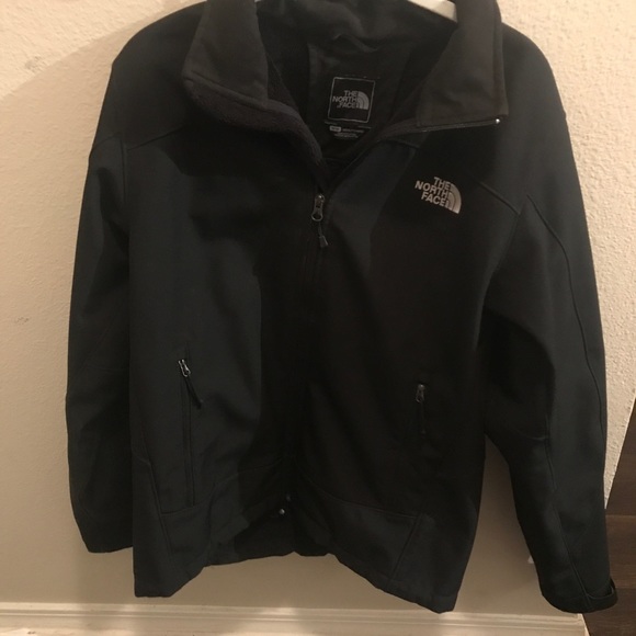 North face jacket - Picture 2 of 4